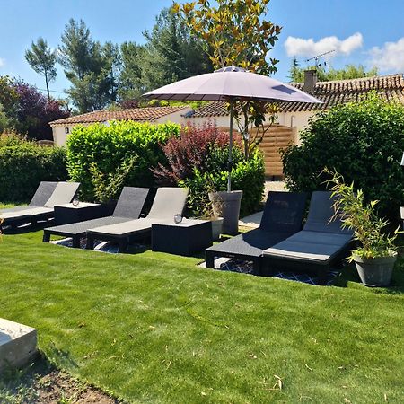 Mas Gabelys Superbe Vue Sainte Victoire Jardin Terrasse Et Piscine Leilighet Trets Eksteriør bilde