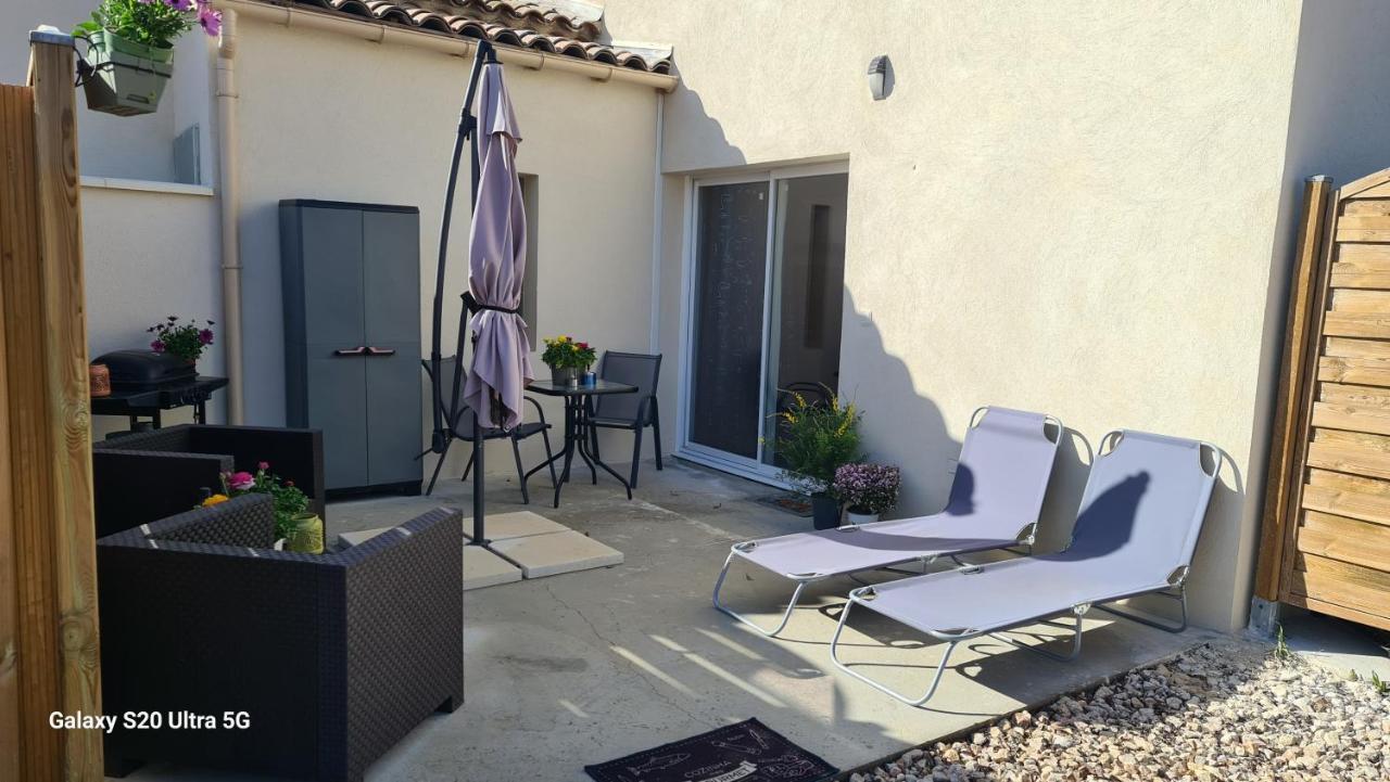 Mas Gabelys Superbe Vue Sainte Victoire Jardin Terrasse Et Piscine Leilighet Trets Eksteriør bilde