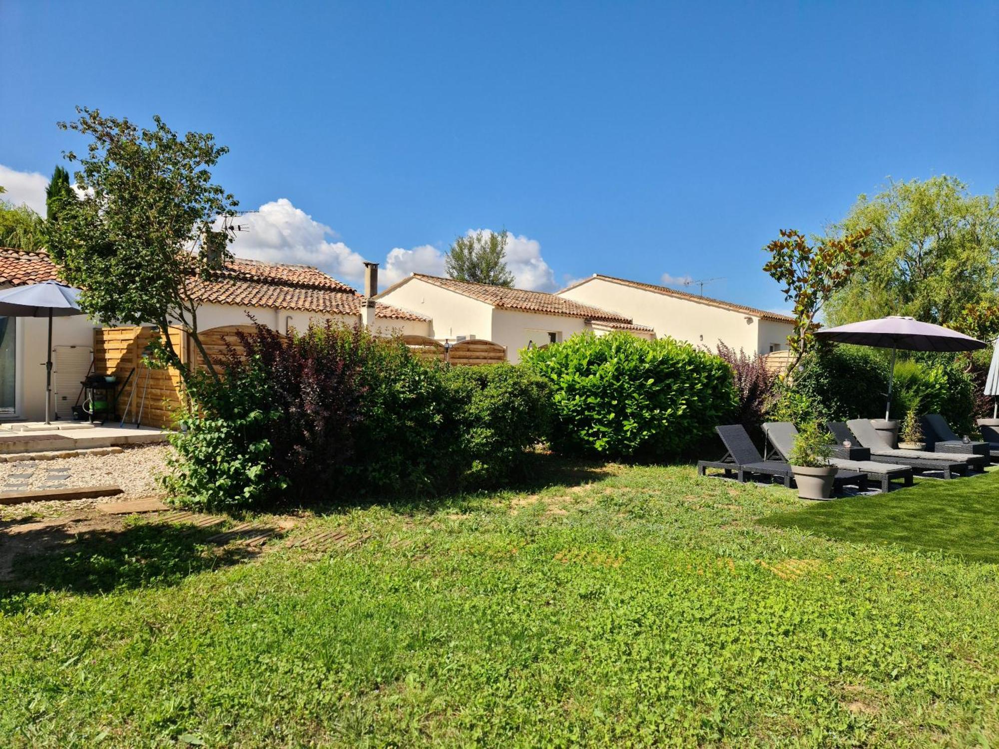 Mas Gabelys Superbe Vue Sainte Victoire Jardin Terrasse Et Piscine Leilighet Trets Eksteriør bilde