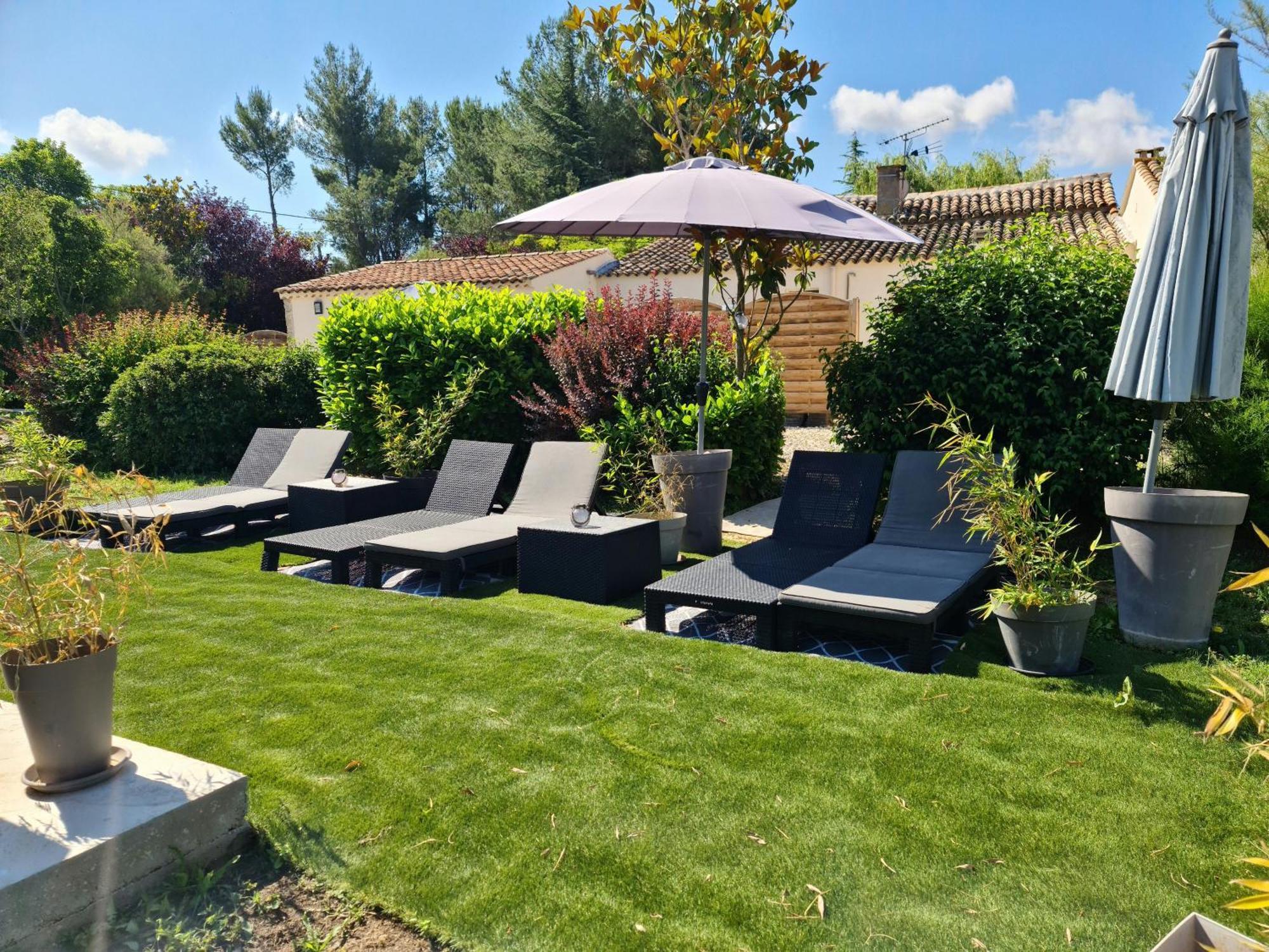 Mas Gabelys Superbe Vue Sainte Victoire Jardin Terrasse Et Piscine Leilighet Trets Eksteriør bilde